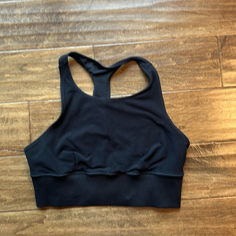 Alo soft serenity bra